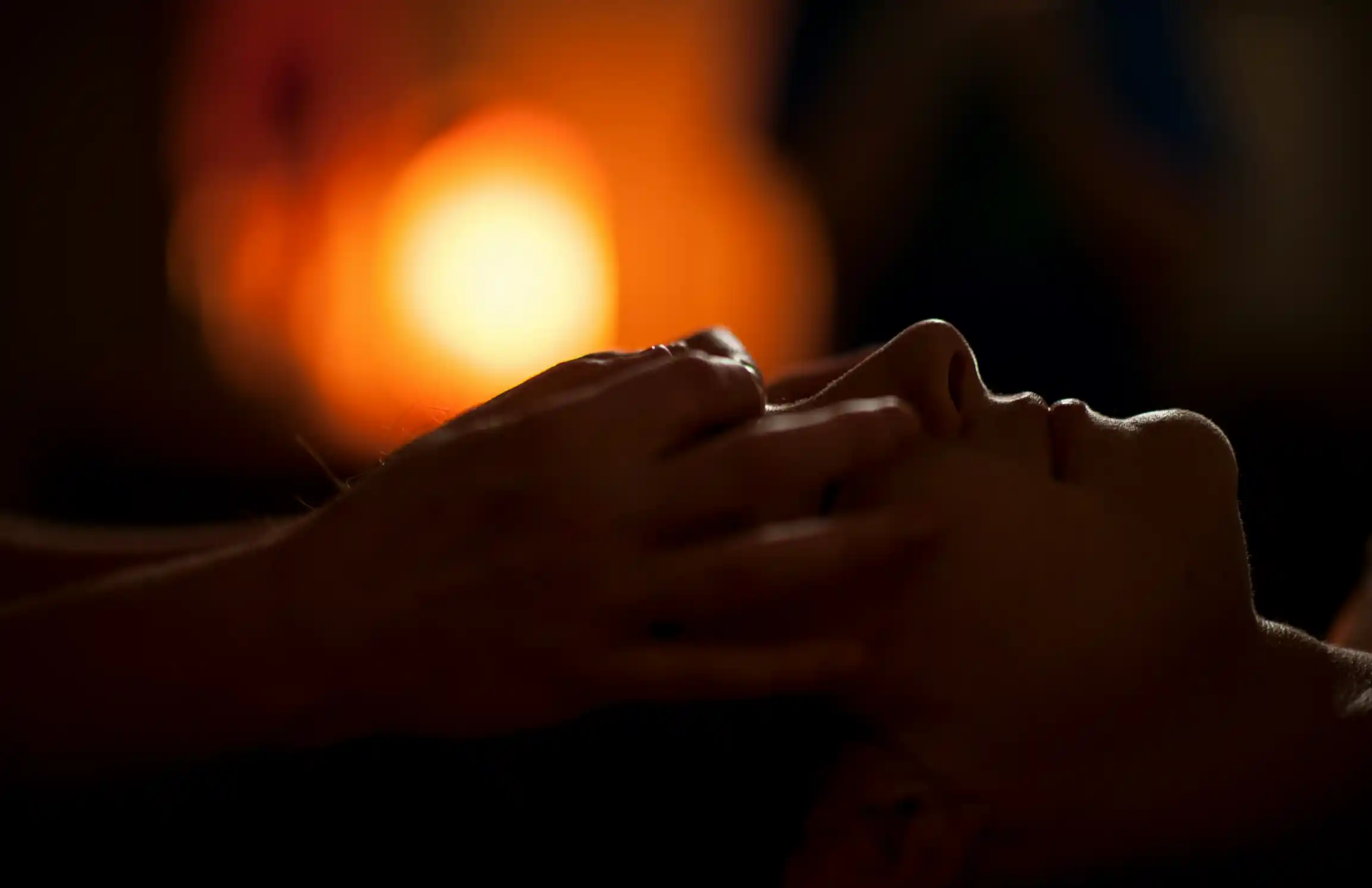 Aromatherapy massage at Pran Spa - relaxing spa in Dhaka with essential oil treatments